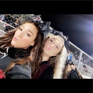 Meet your Posher, Avery